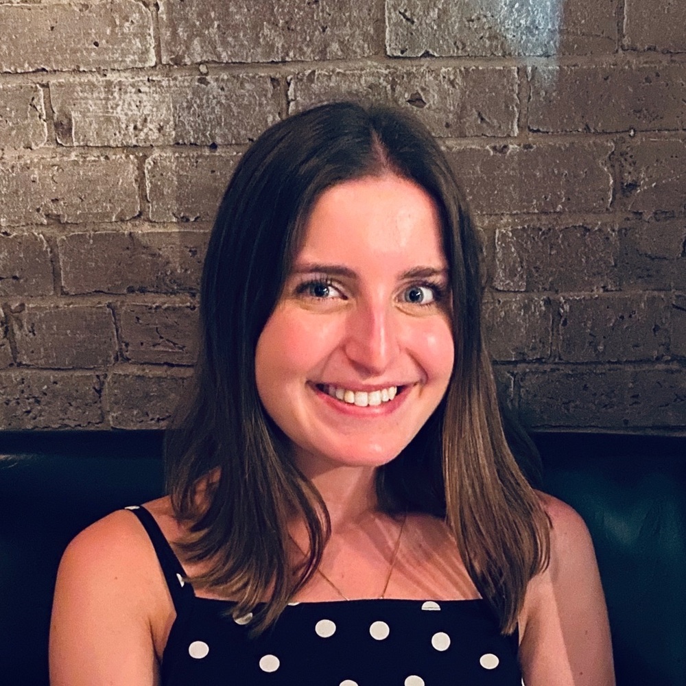 Meet your Posher, Gabriela